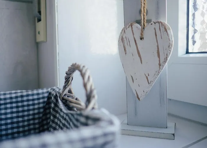 Beachcomber House A *